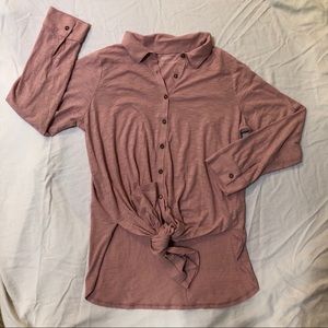 Maternity button up shirt, size Large